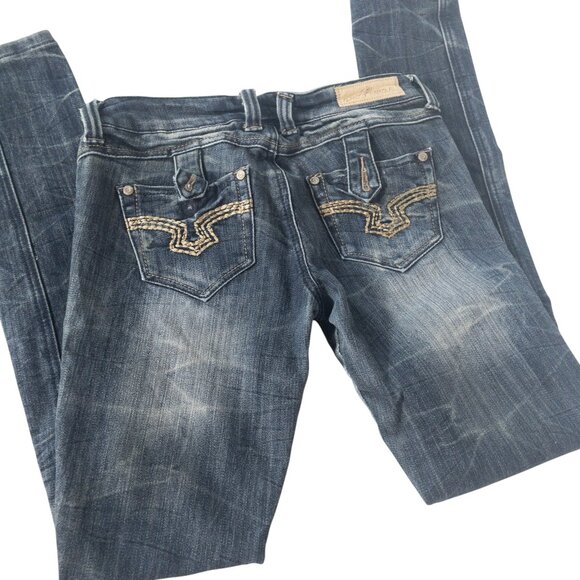 Almost Famous Y2K Low Rise Juniors Size 3 Faded Detail Pocket Dark Denim - Picture 5 of 14